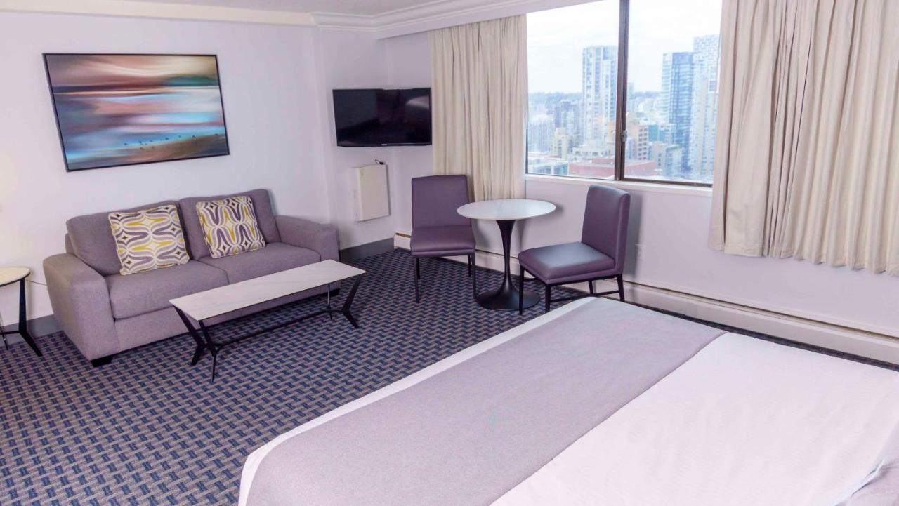 Century Plaza Hotel Vancouver